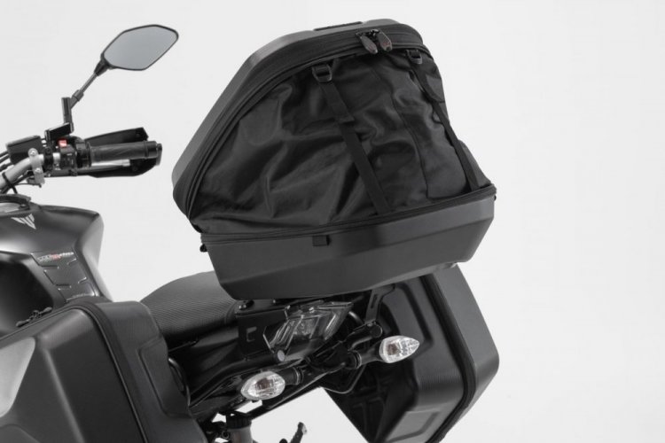 URBAN ABS horní kufr černá. BMW S1000 XR (15.-). Pro orig. nosič zavazadel.