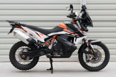 Kryt motoru černý. KTM 790 Adventure, KTM 890 Adventure. YAKK