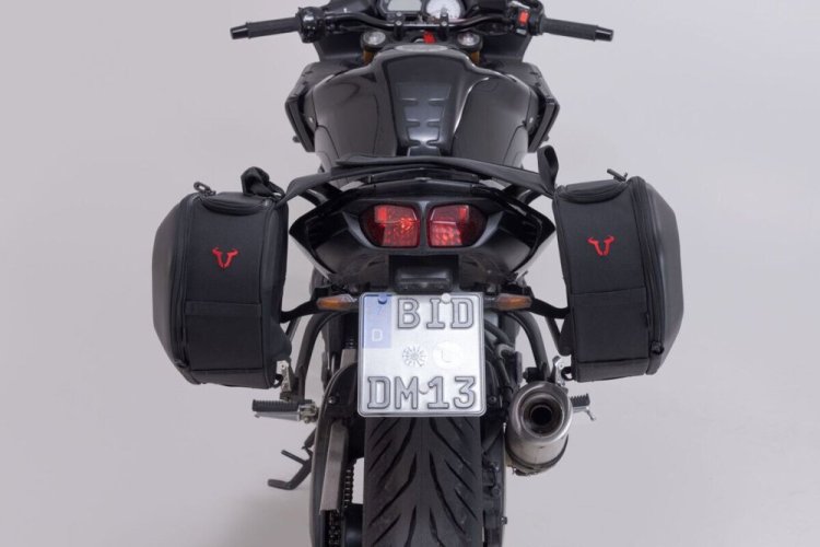 Sada podsedlových brašen PRO BLAZE Yamaha FZ1 / FZ1 Fazer / FZ8 / FZ8 Fazer - černá