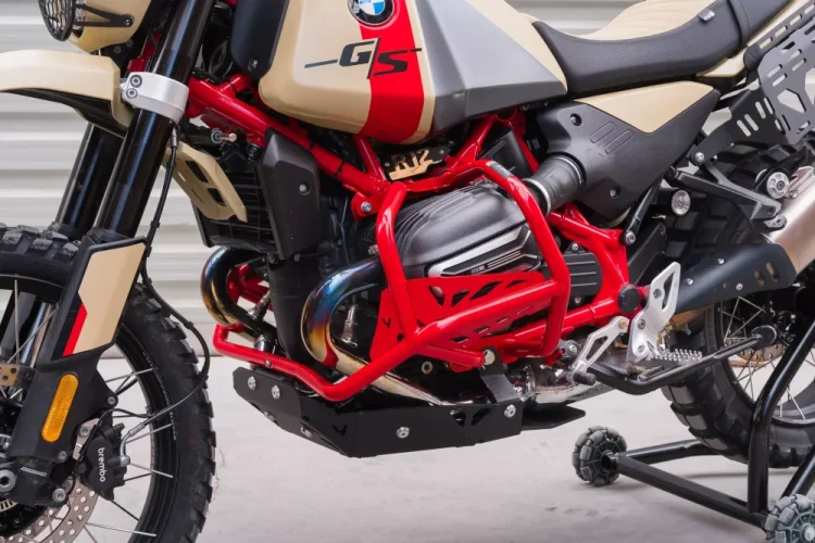 Padací rám Yakk EXP BMW R 12 GS (24-26) - červený