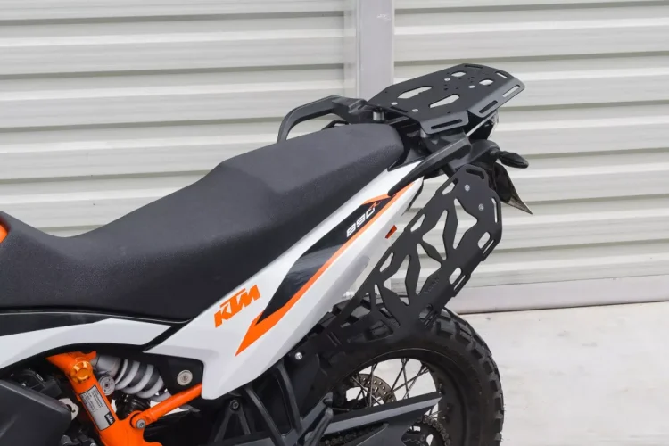 Zadní nosič pro měkká zavazadla KTM 790/ 890 (19-25) - černá, Yakk EXP