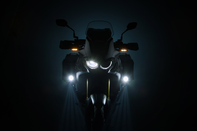 Sada: dálková světla kit + držáky pro Honda XL 1000 V Varadero (01-11)