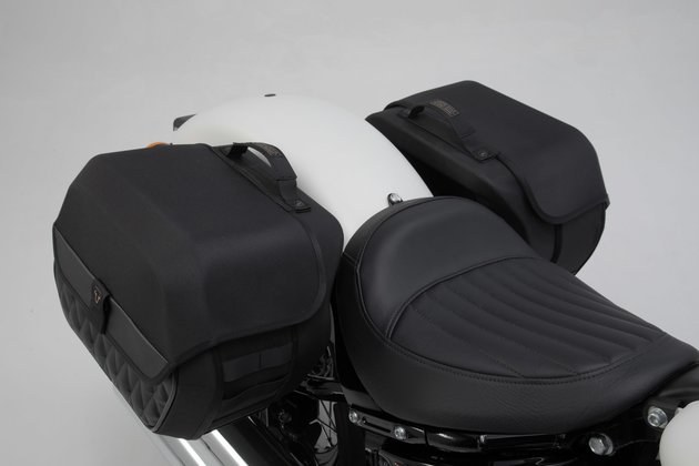 Sada bočních tašek Legend Gear LH Harley-Davidson Softail Slim (17-)