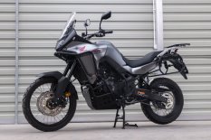 Hlavní stojan. Černý. Honda XL 750 Transalp (23-25). YAKK