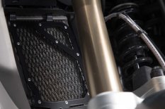 Černý hliníkový kryt chladiče BMW R1200GS LC / Rall (16-), R1250GS (18-)