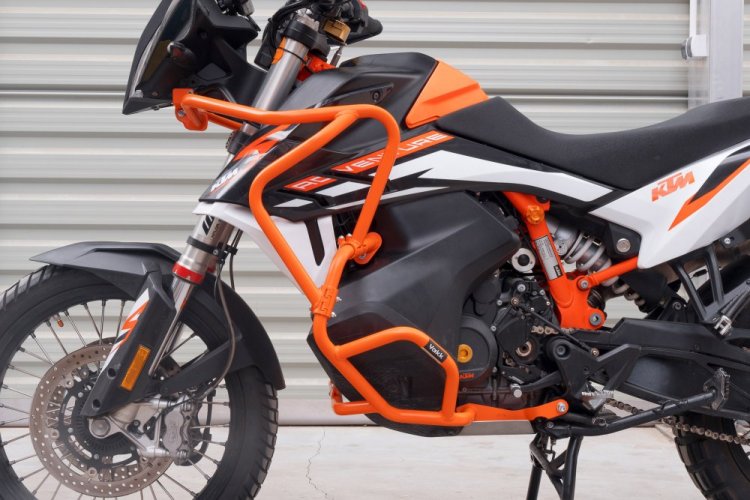 Horní padací rám oranžový. KTM 790 Adventure , KTM 890 Adventure . YAKK