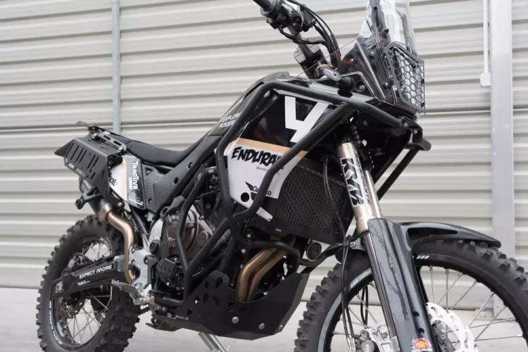 Konektor pro ochranný rám Yamaha T7 Tenere 700 (19-23) - černý ,Yakk EXP