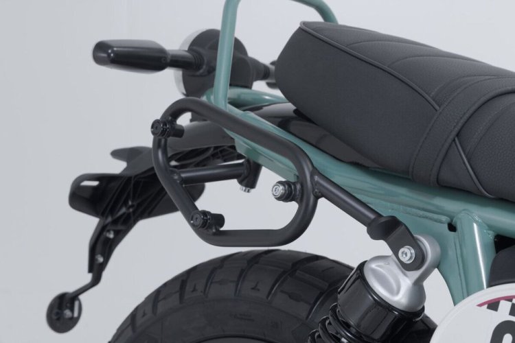 Systém bočních brašen Legend Gear LC Black Edition. Royal Enfield Bear 650 (23-26)