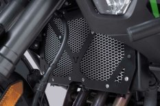 Kryt chladiče  Versys 1000 (18-) / 1100 (24-) - černo/stříbrný