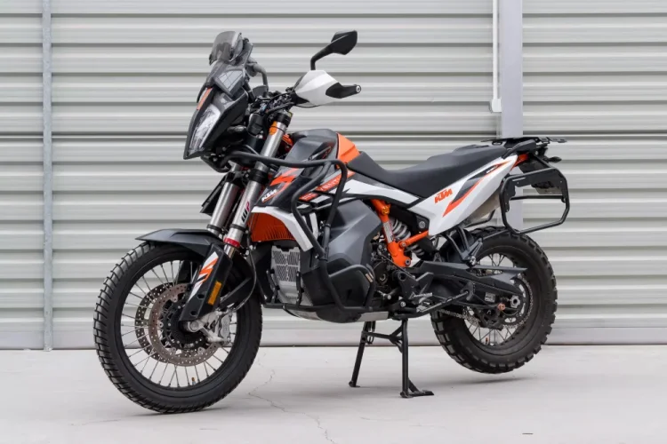 Zadní nosič horního kufru KTM 790/890 Adventure - černý, Yakk EXP