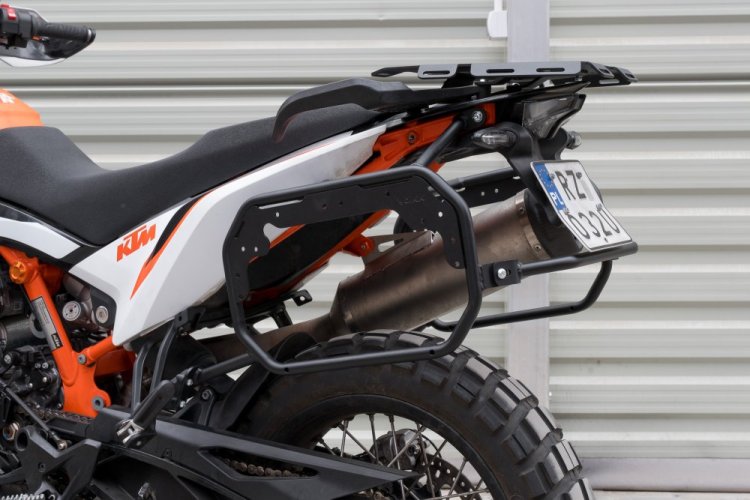 Boční nosič černý, KTM 790 Adventure , KTM 890 Adventure.YAKK