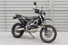 Boční  nosič zavazadel černý. Husqvarna 701 Enduro/Supermoto (16-25). YAKK