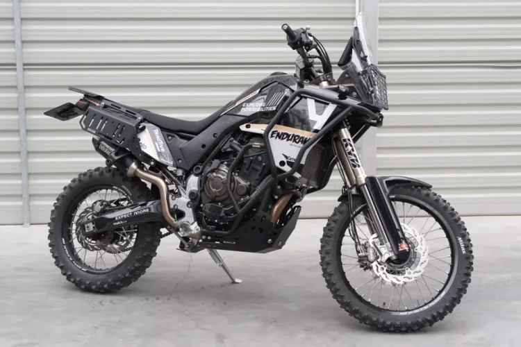 Konektor pro ochranný rám Yamaha T7 Tenere 700 (19-23) - černý ,Yakk EXP