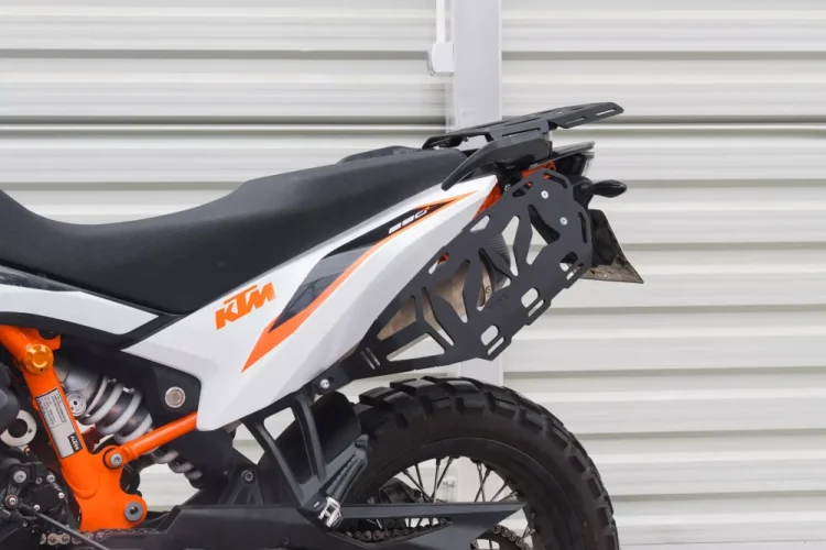 Boční nosič zavazadel KTM 790/890 Adventure (19-25) - černý,Yakk