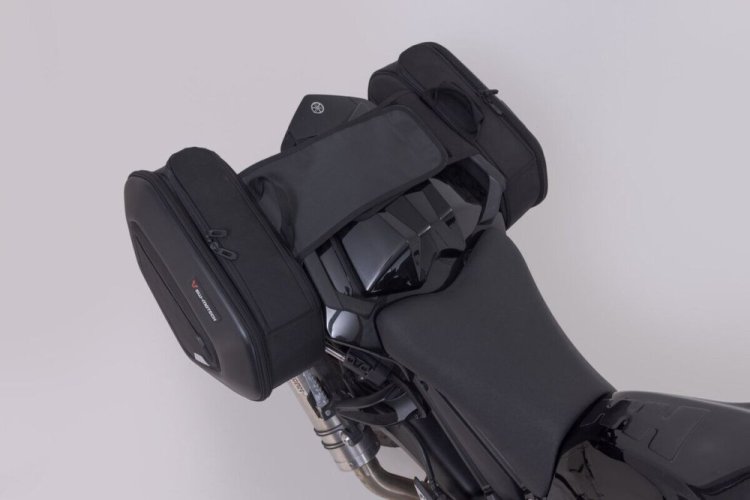 Sada podsedlových brašen PRO BLAZE Yamaha FZ1 / FZ1 Fazer / FZ8 / FZ8 Fazer - černá