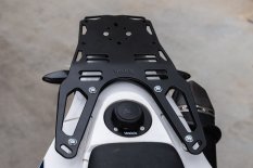 Zadní nosič černý. Husqvarna 701 Enduro/Supermoto (16-25).