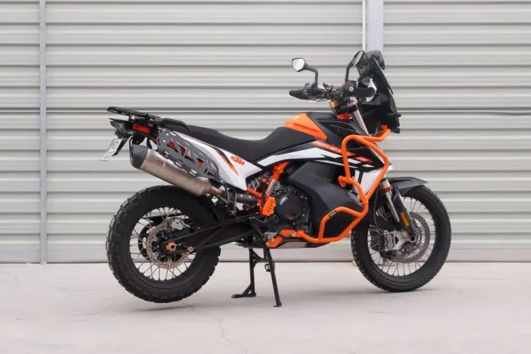 Zadní nosič pro měkká zavazadla KTM 790/ 890 (19-25) - černá, Yakk EXP