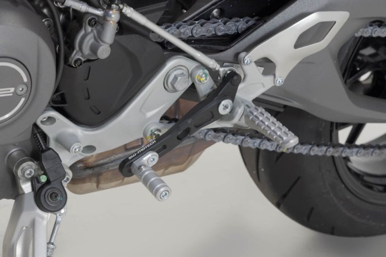 Řadicí páka Ducati Panigale V2 / Streetfighter V2 - černo/stříbrná