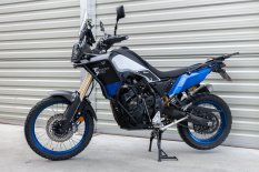 Hlavní stojan. Černý. Yamaha T7 Tenere 700 (19-25). YAKK