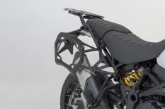Sada kufrů DUSC. Černé. 41/33 l. Ducati DesertX (22-)/ Rally (23-).