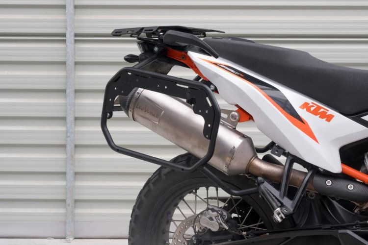 Boční nosič černý, KTM 790 Adventure , KTM 890 Adventure.YAKK