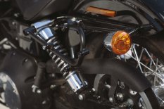 Nosič SLC levý pro  Harley Davidson Dyna modely (09-)
