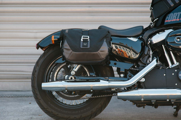 LG sada tašek vč. nosičů pro Harley Davidson Sportster (04-)