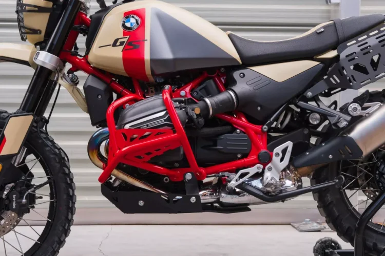 Padací rám Yakk EXP BMW R 12 GS (24-26) - červený