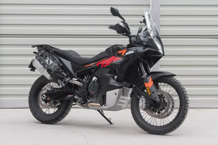 Zadní nosič horního kufru KTM 790/890 Adventure - černý, Yakk EXP
