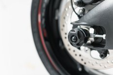 Padací protektory na zadní osu Suzuki GSX-S 1000/F (15-) / S Katana (19-)