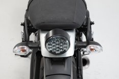 Nosič SLC boční  pravý černý. XSR Yamaha 900 (15-)